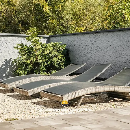 Felicia Villa Malinska